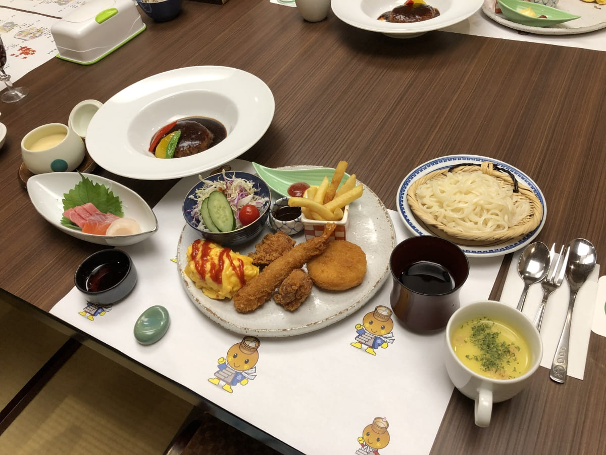 小学生用お子様ランチ