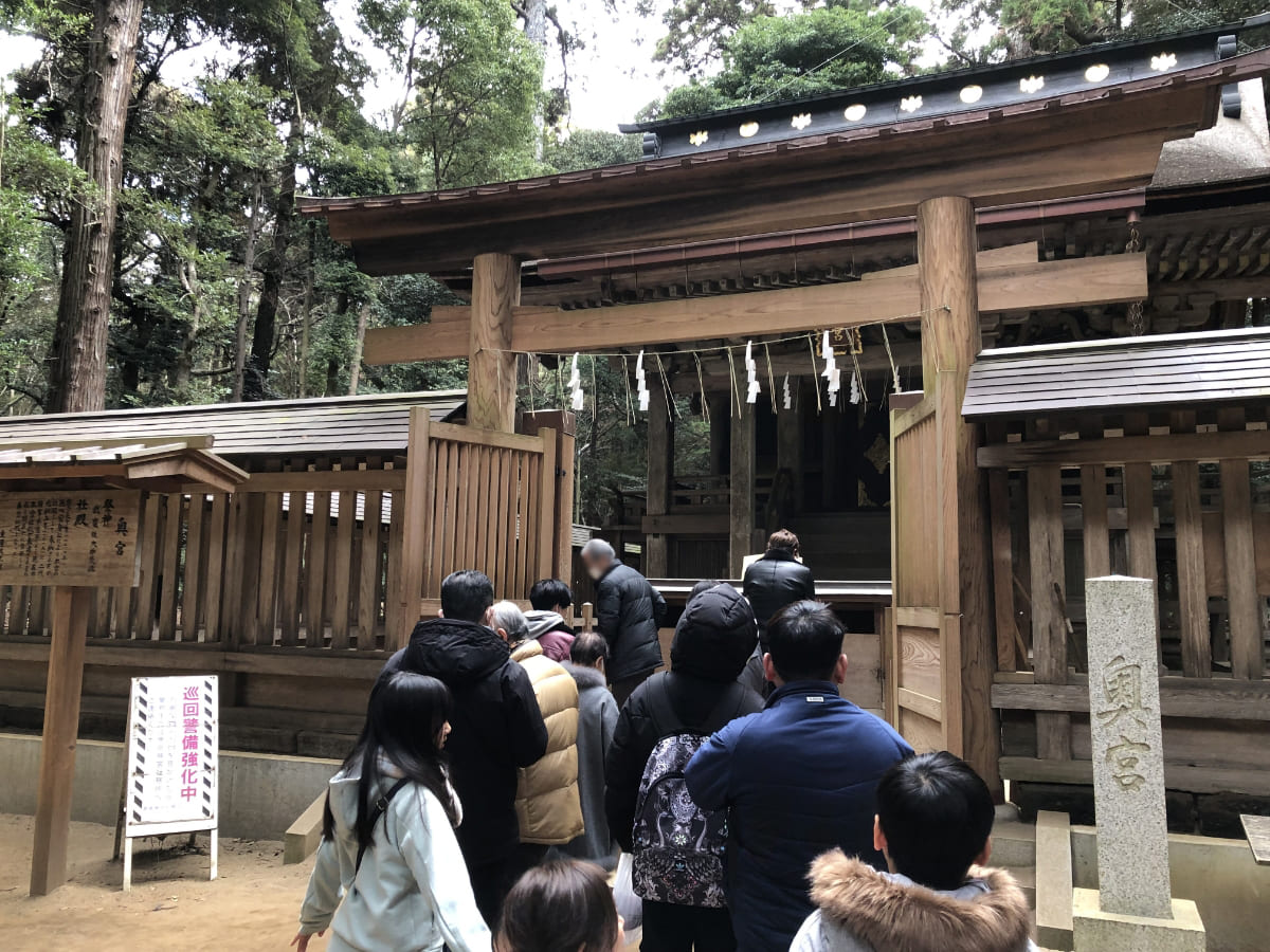 さらに奥参道を進んで奥宮へ